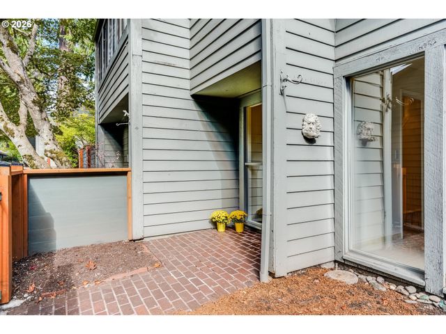 8712 Sw Brightfield Cir, Portland, OR 97223