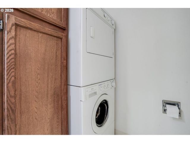 8712 Sw Brightfield Cir, Portland, OR 97223