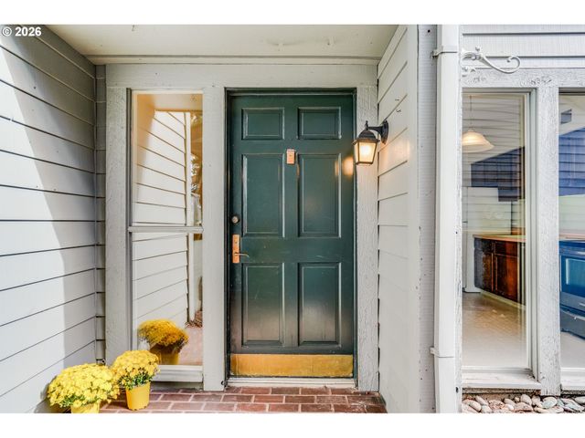 8712 Sw Brightfield Cir, Portland, OR 97223