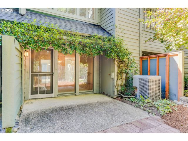 8712 Sw Brightfield Cir, Portland, OR 97223