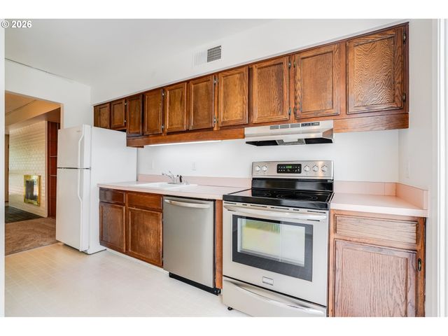 8712 Sw Brightfield Cir, Portland, OR 97223