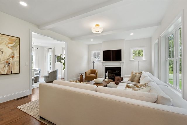 LC7 Liberty Circle, Grafton, MA 01536