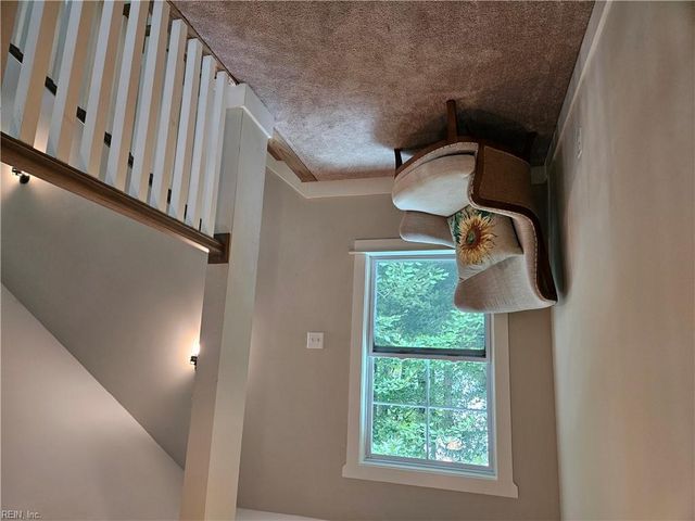 5061 Holy Neck RD, Suffolk, VA 23437