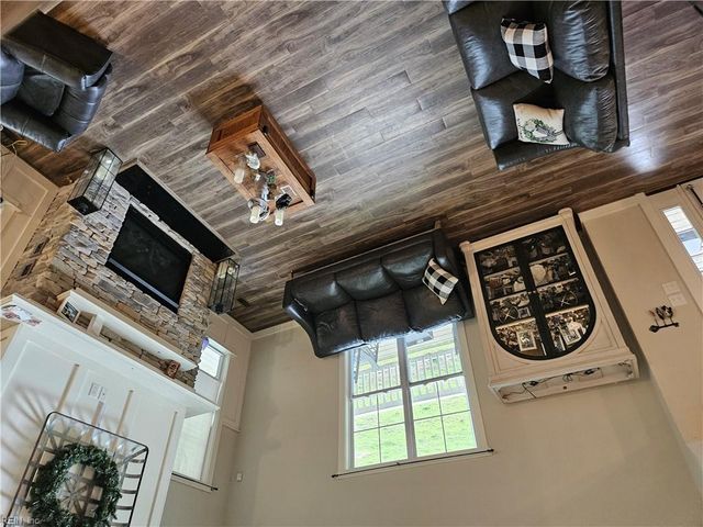 5061 Holy Neck RD, Suffolk, VA 23437
