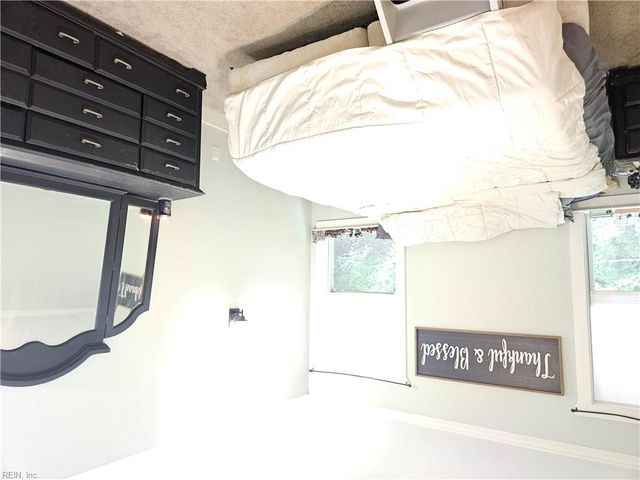 5061 Holy Neck RD, Suffolk, VA 23437