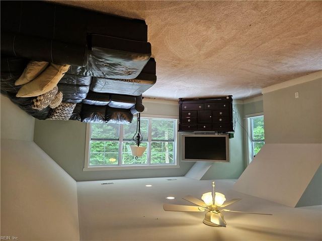 5061 Holy Neck RD, Suffolk, VA 23437