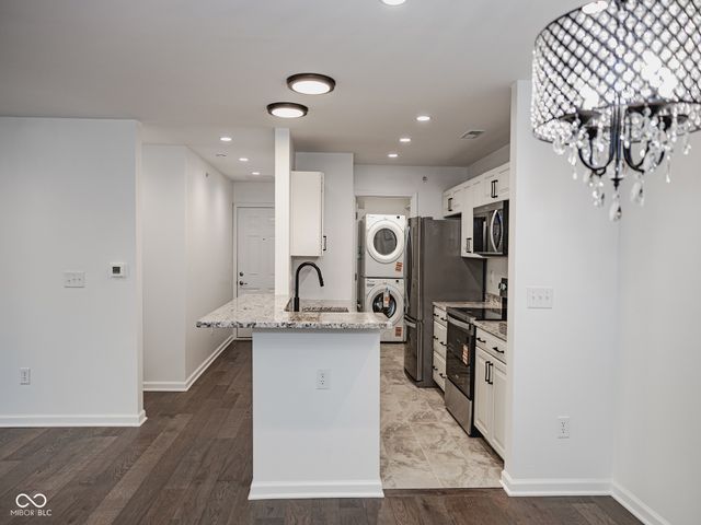 12517 Timber Creek Drive 2, Carmel, IN 46032