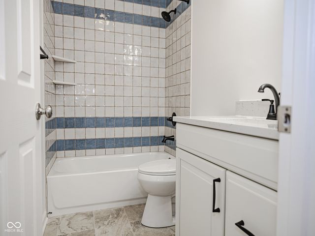 12517 Timber Creek Drive 2, Carmel, IN 46032