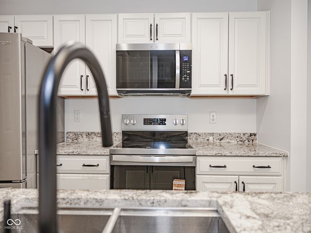 12517 Timber Creek Drive 2, Carmel, IN 46032