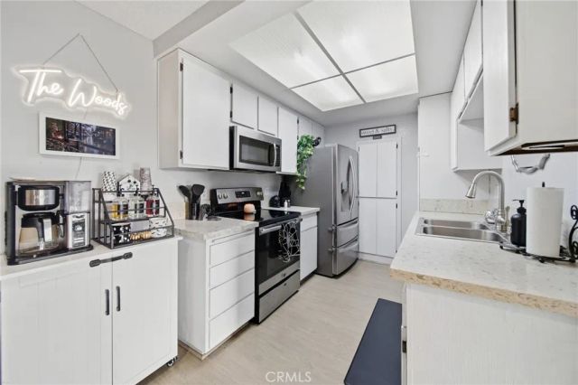 20702 El Toro, Lake Forest, CA 92630