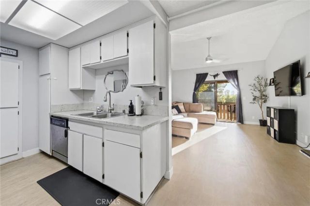 20702 El Toro, Lake Forest, CA 92630
