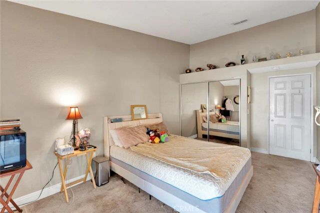 1282 W Hawthorne, Bloomington, CA 92316