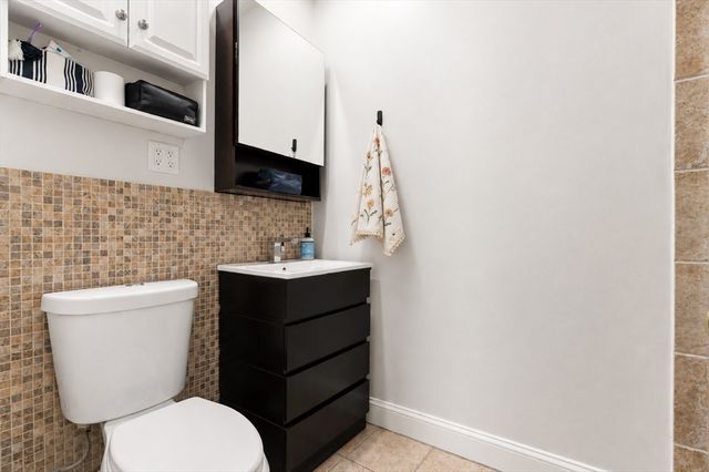 159 M Street 3, Boston, MA 02127