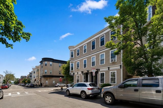 159 M Street 3, Boston, MA 02127