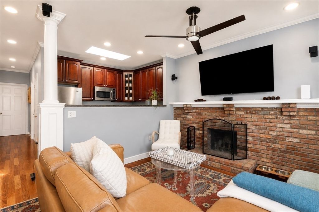 159 M Street 3, Boston, MA 02127