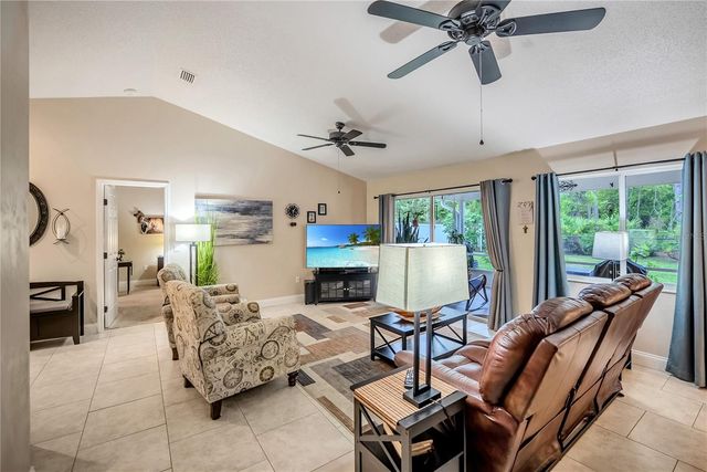 9 BUFFALO VIEW LANE, Palm Coast, FL 32137