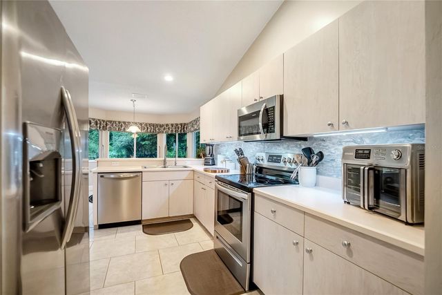 9 BUFFALO VIEW LANE, Palm Coast, FL 32137