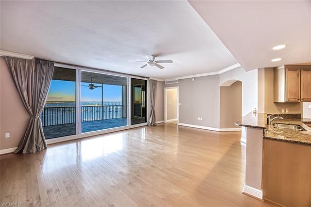 2090 W 1st ST G1607, Fort Myers, FL 33901