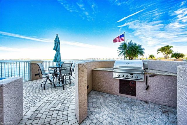 2090 W 1st ST G1607, Fort Myers, FL 33901