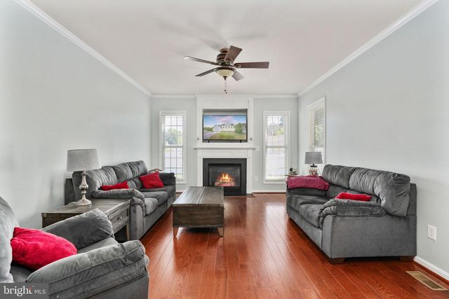 142 GREENWAY ST, Fredericksburg, VA 22405