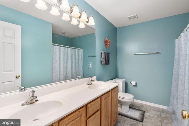 142 GREENWAY ST, Fredericksburg, VA 22405