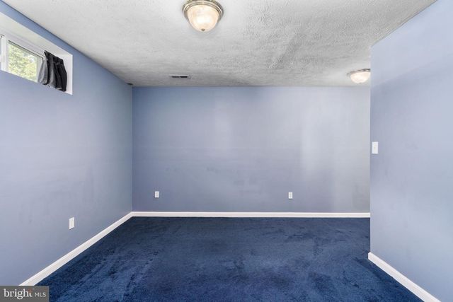 142 GREENWAY ST, Fredericksburg, VA 22405