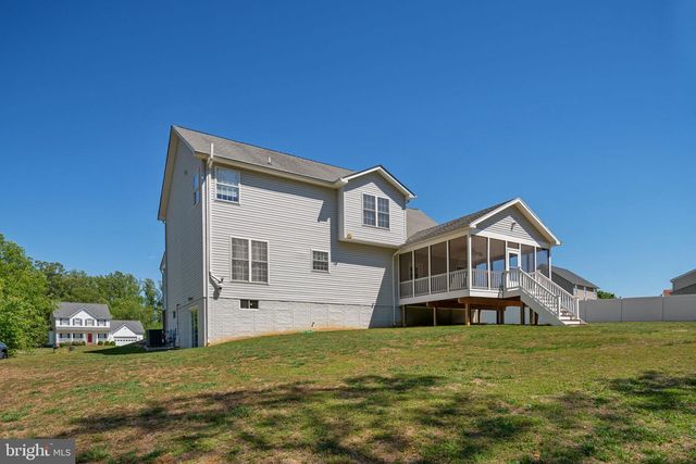142 GREENWAY ST, Fredericksburg, VA 22405