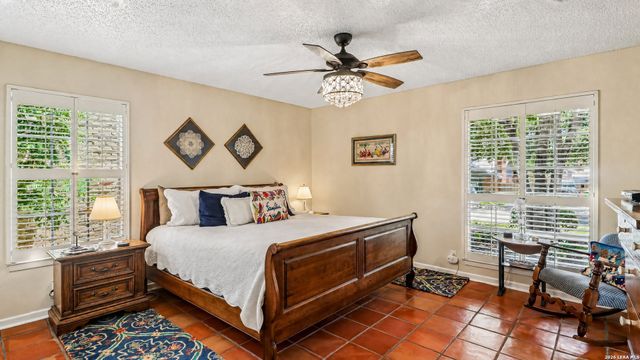 7503 Bridgewater Dr, San Antonio, TX 78209