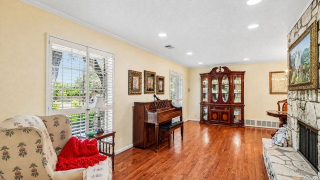 7503 Bridgewater Dr, San Antonio, TX 78209