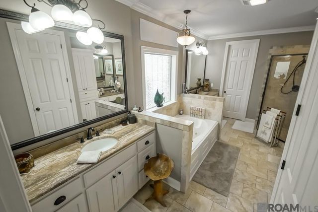 21157 Waterfront East Dr, Maurepas, LA 70449