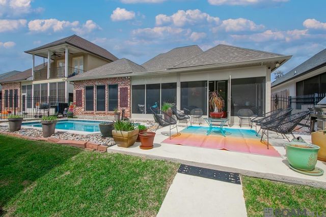 21157 Waterfront East Dr, Maurepas, LA 70449