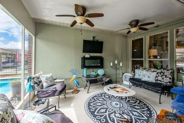 21157 Waterfront East Dr, Maurepas, LA 70449