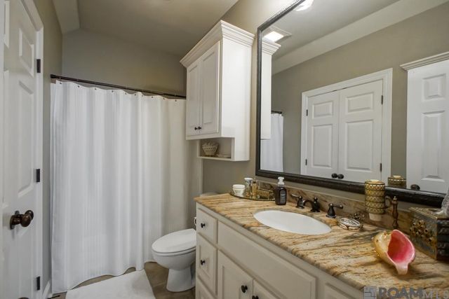 21157 Waterfront East Dr, Maurepas, LA 70449