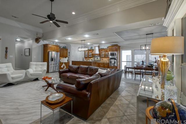 21157 Waterfront East Dr, Maurepas, LA 70449