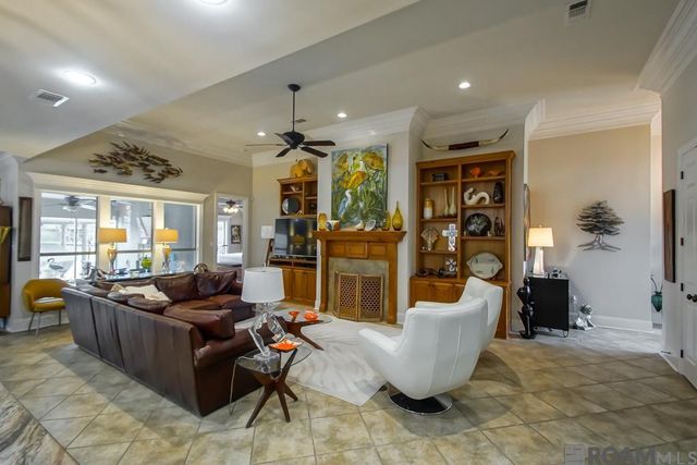 21157 Waterfront East Dr, Maurepas, LA 70449