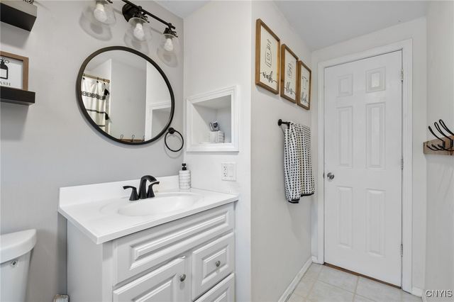 4967 Darien Drive, Salina, NY 13088