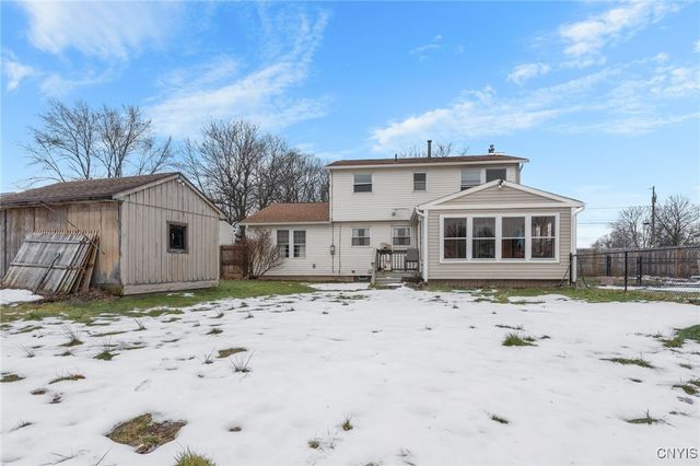 4967 Darien Drive, Salina, NY 13088