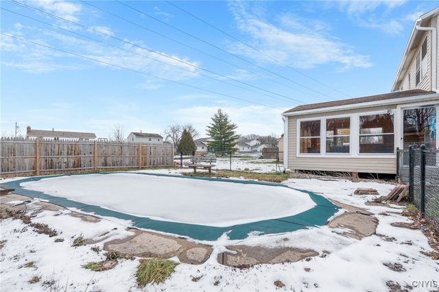 4967 Darien Drive, Salina, NY 13088