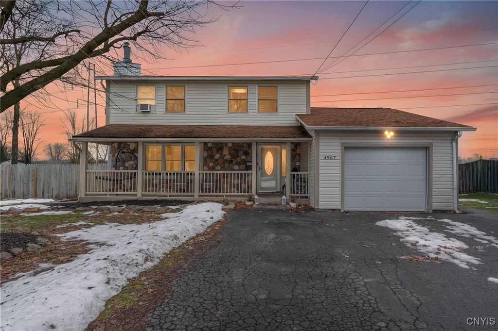 4967 Darien Drive, Salina, NY 13088