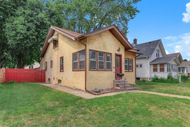 1283 Rice Street, Saint Paul, MN 55117