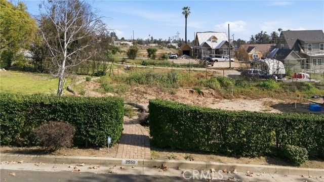 2550 Catherine, Altadena, CA 91001