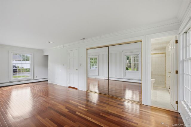 7 Franko Lane, East Setauket, NY 11733