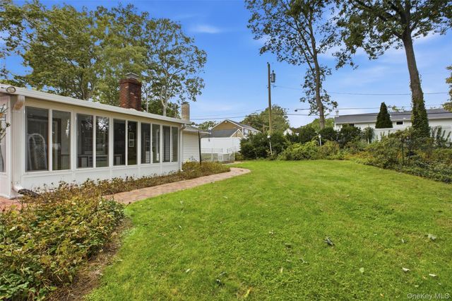7 Franko Lane, East Setauket, NY 11733