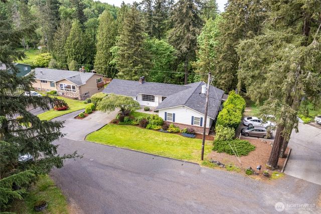 303 E Cedar Lane, Longview, WA 98632