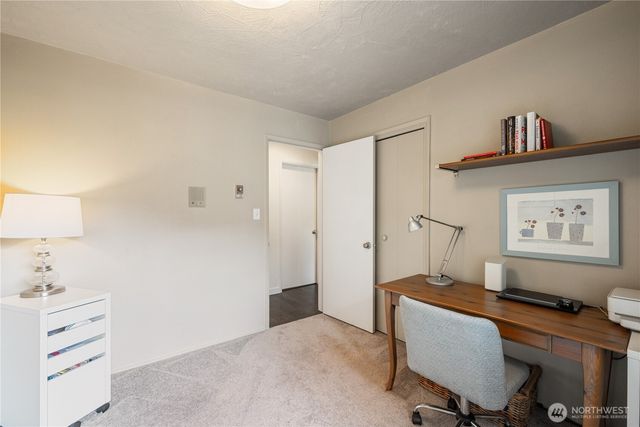303 E Cedar Lane, Longview, WA 98632