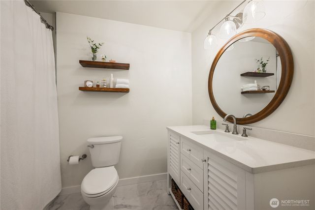 303 E Cedar Lane, Longview, WA 98632