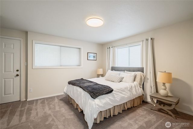 303 E Cedar Lane, Longview, WA 98632