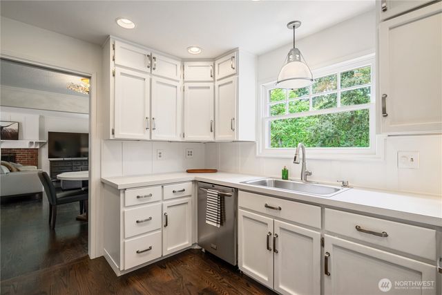 303 E Cedar Lane, Longview, WA 98632