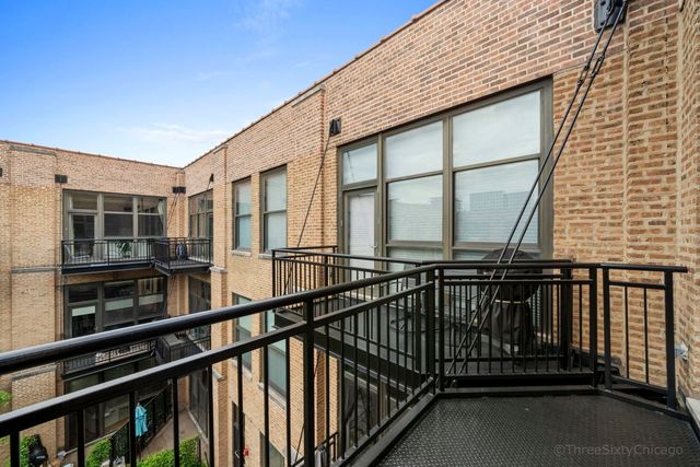 1040 W Adams Street 420, Chicago, IL 60607