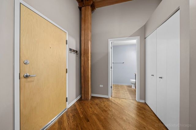 1040 W Adams Street 420, Chicago, IL 60607